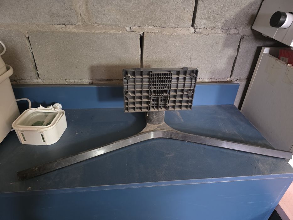 Продам для телевизора