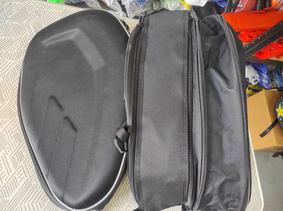 Мото дисаги универсални твърд карбон или черен текстил комплект