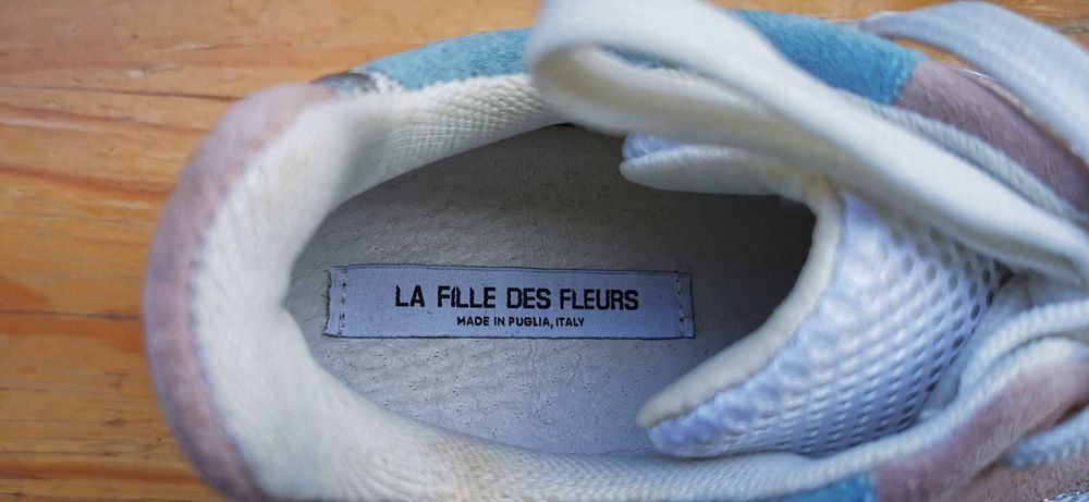 Оригинални маркови дамски сникърси LA FILLE DES FLEURS - 37 номер