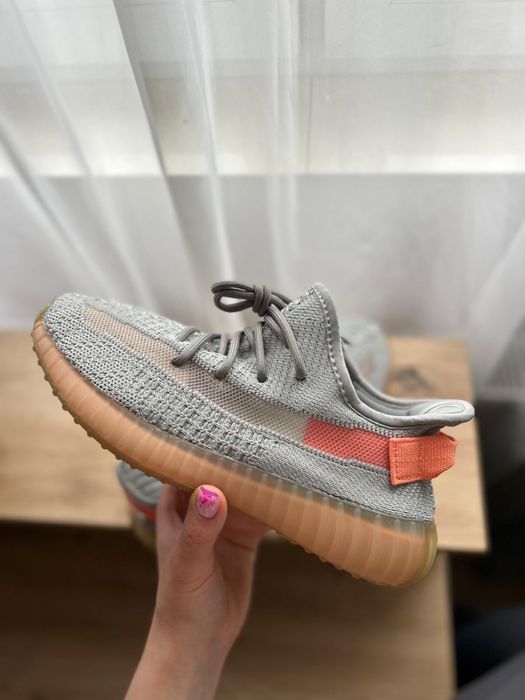 Yeezy 350 Earth.