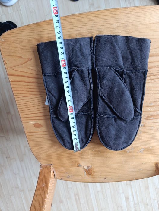 Кожени ръкавици с един пръст