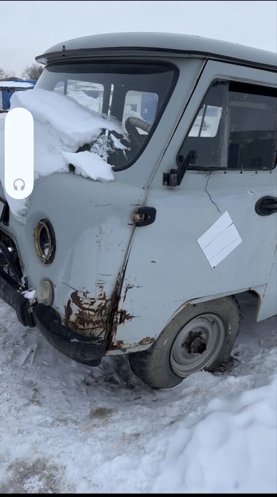 Продам УАЗ буханку на запчасти