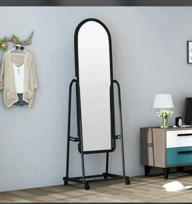 Зеркало напольное