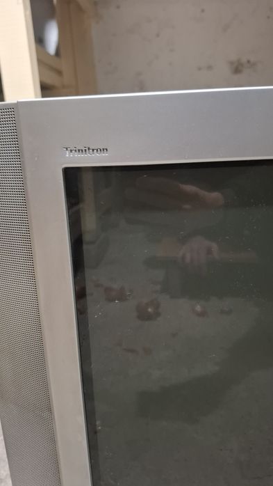 Продам Оригинал телевизор Sony trinitron Четко показывает.Шошилинг.