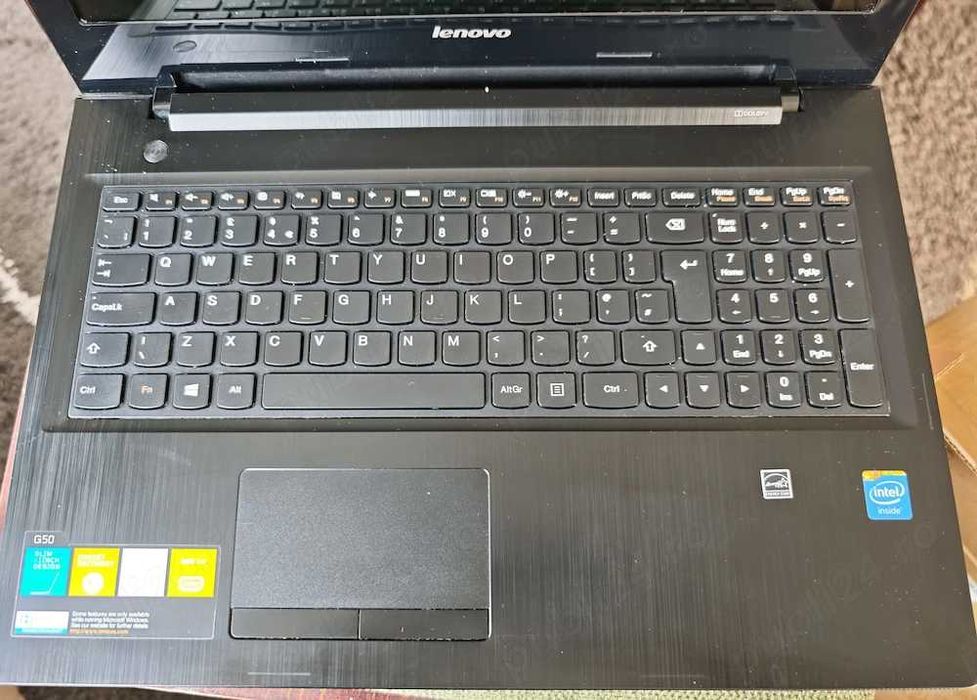 Laptop Lenovo, 4GB RAM, SSD 128 GB, cu licenta windows 10 PRO