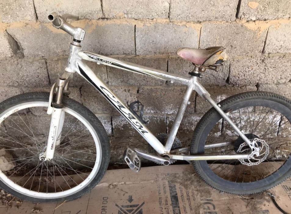 Велосипед  брент Giant