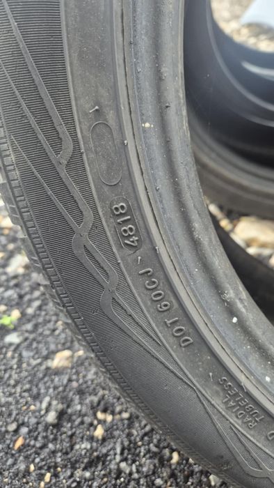 Продавам 4 броя зимни гуми 235х45х17