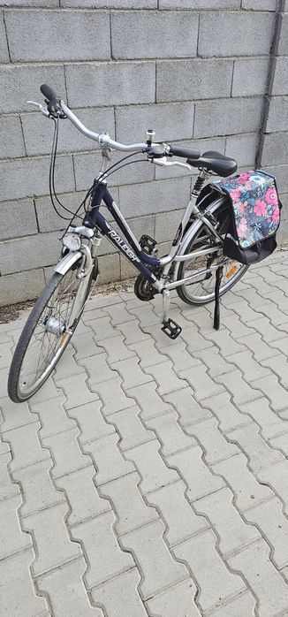 Vand bicicleta MTB pentru dame