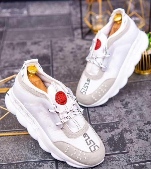 Vand Adidasi Versace