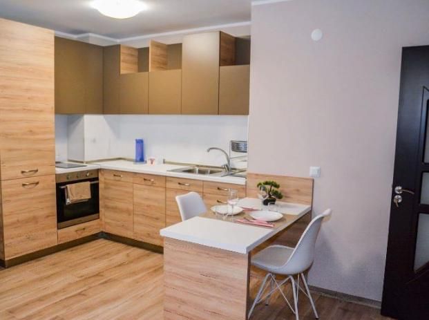 Дава се под наем Двустаен апартамент в Пловдив, Кършияка - 65 кв.м за 510 € - Снимка #2