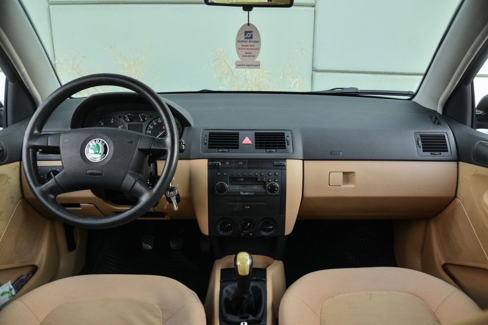 SKODA Fabia 2000 — imagine 2