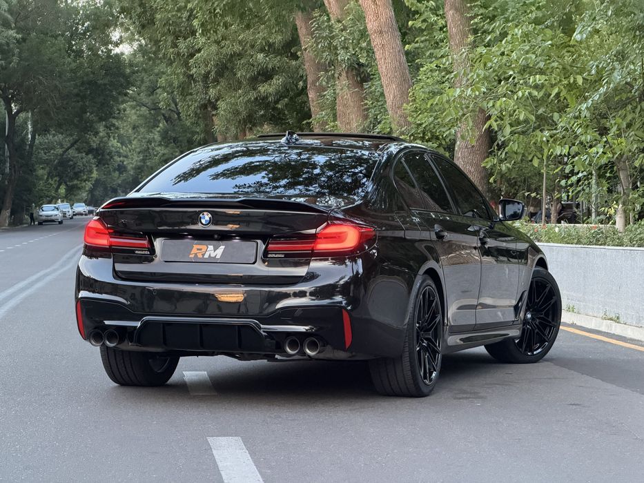 BMW G30 XDrive 530i LuxuryLine