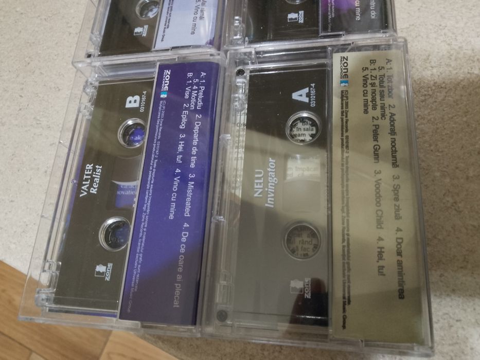 I.R.I.S. casete audio originale! Stare excelenta.