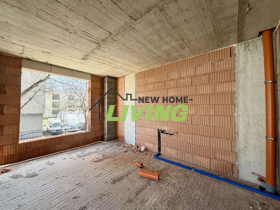 Продава се Тристаен апартамент в Пловдив, Тракия - 111 кв.м за 638 €/кв.м - Снимка #3