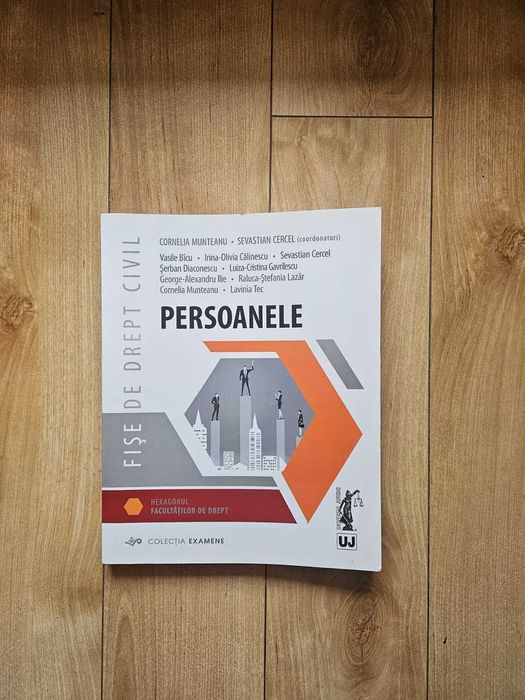 Set cărți Drept anul 1 complet + anul 2 parțial 27 volume + Constituția stare impecabilă