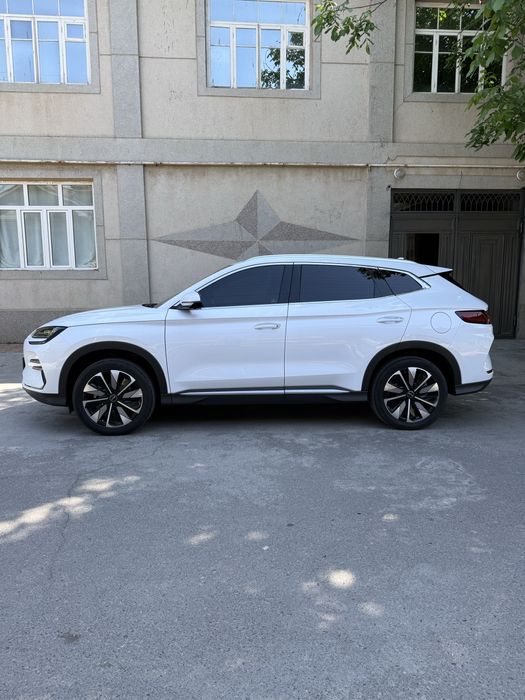 BYD chempion 605 restayling