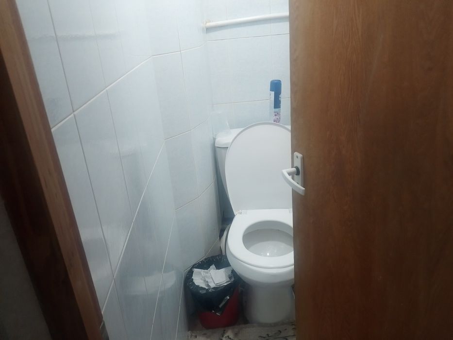 Qizlarga sheriklikka kvartira