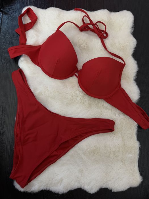 Дамски бански два за 10€
