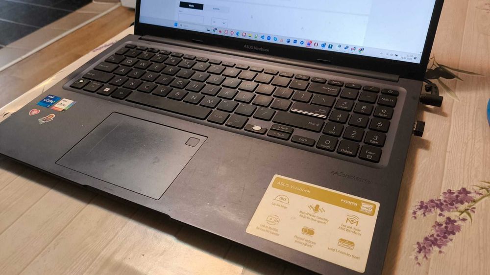 Laptop ASUS VivoBook i7-1260P 16Gb Ram  R1502Z SSD 512