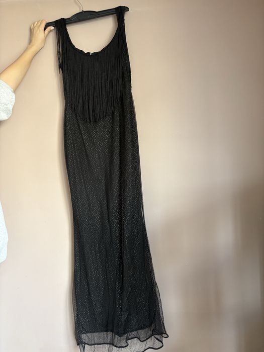 Черна дълга рокля