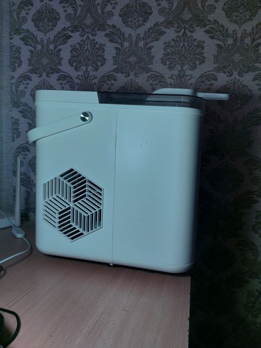 Ледогенератор midea