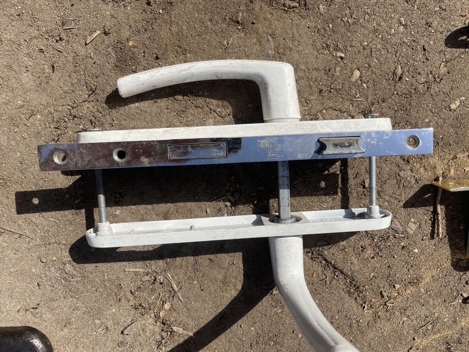 Замок Ручки топса