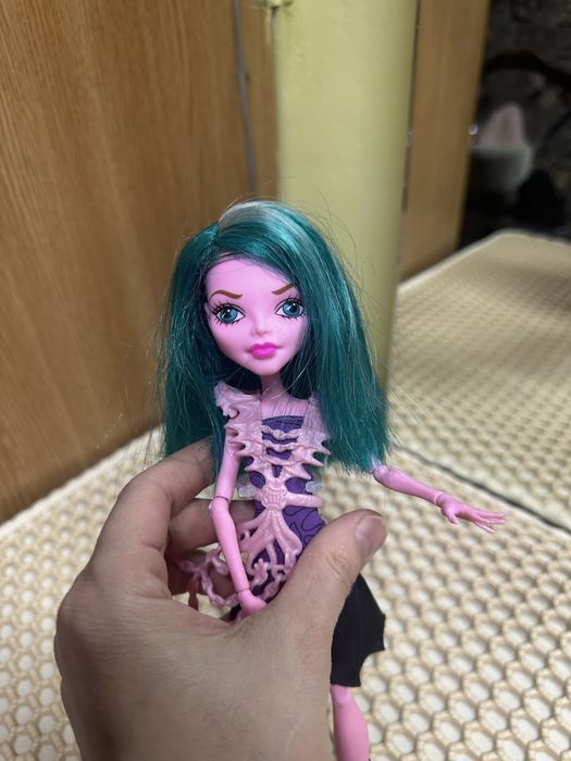 Продам куклу  монстр хай!