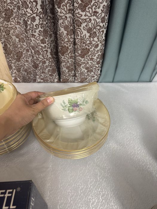 Посуда и приборы