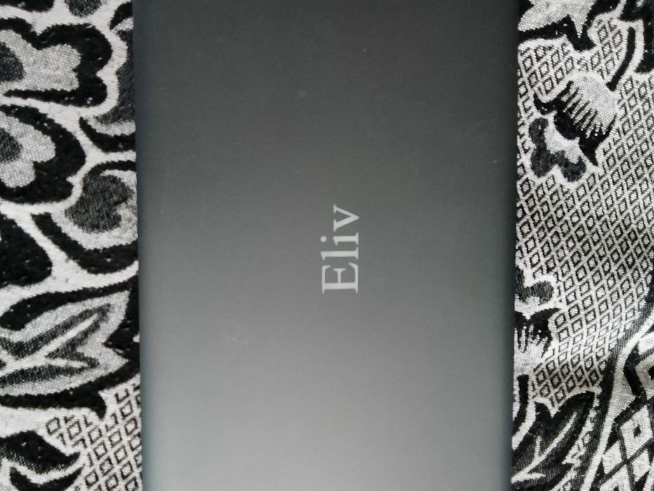Продам ноутбук Eliv
