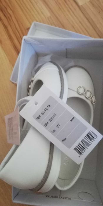 Детски обувки 27 номер нови