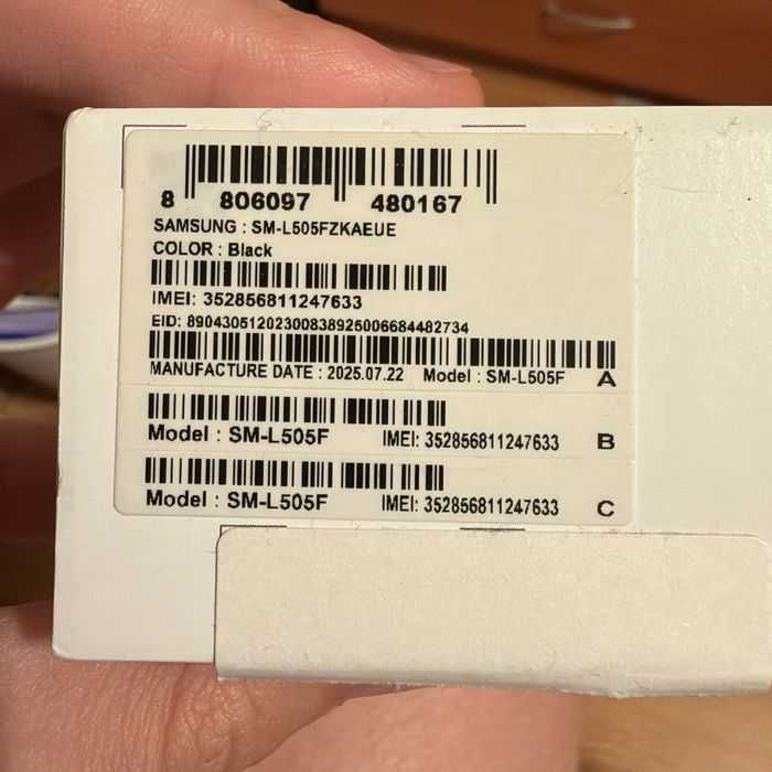 Samsung Galaxy Watch8 Classic 46mm (Bluetooth + LTE + Wi-fi) si Garantie pana in 12.2027