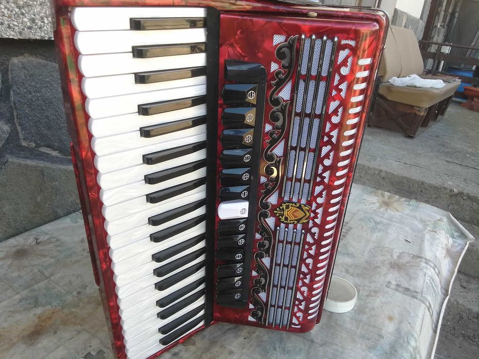 Акордеон скандали 120 баса