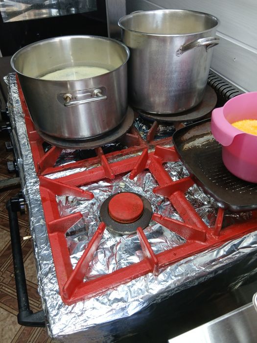 Aragaz profesional 6 ochiuri + cuptor