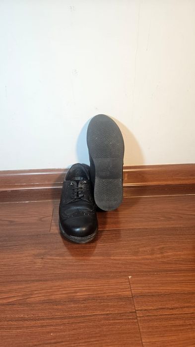 Срочно продам туфли 35 размера