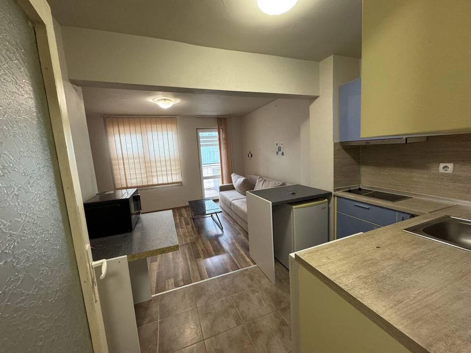 Дава се под наем Двустаен апартамент в Бургас, Възраждане - 50 кв.м за 357 € - Снимка #1