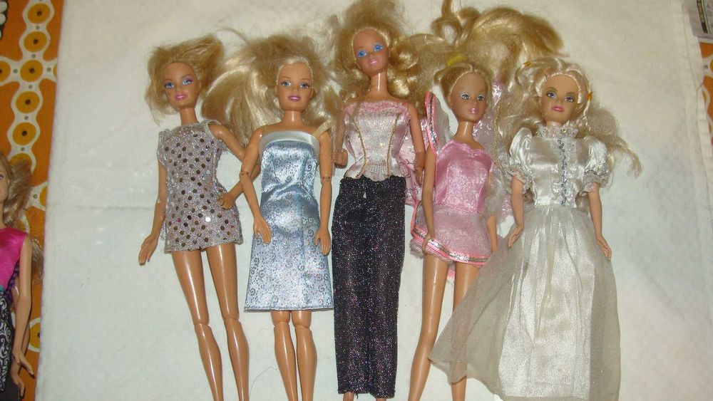 Монстер хай,уингс,братц, Барби