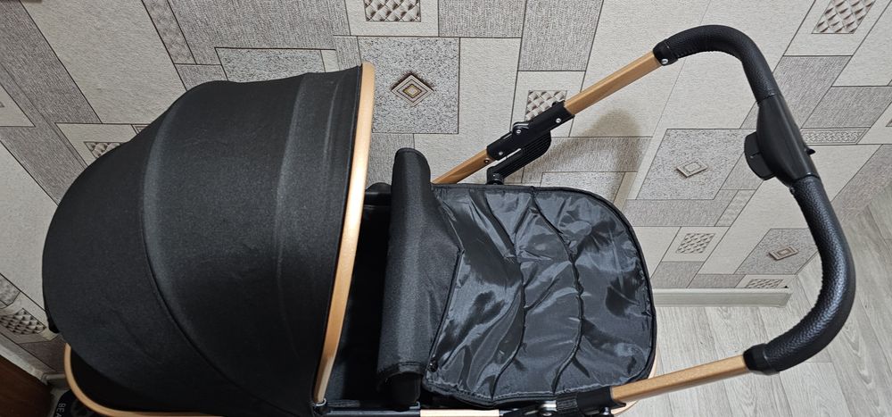 Коляска трансформер Belecoo 321, черный