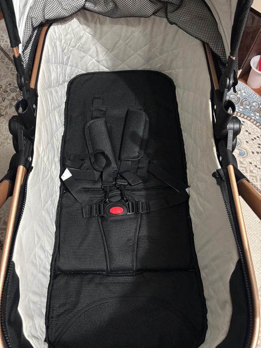 Коляска детская почти новая