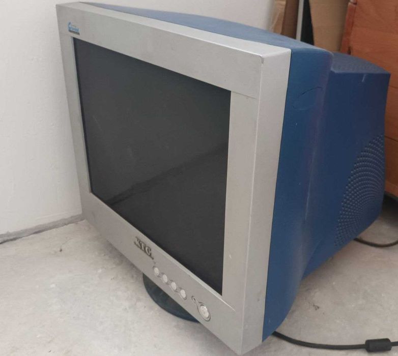 Personal Computer sotiladi