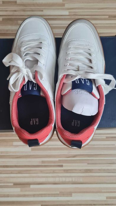 Adidasi/Sneakers GAP noi cu eticheta