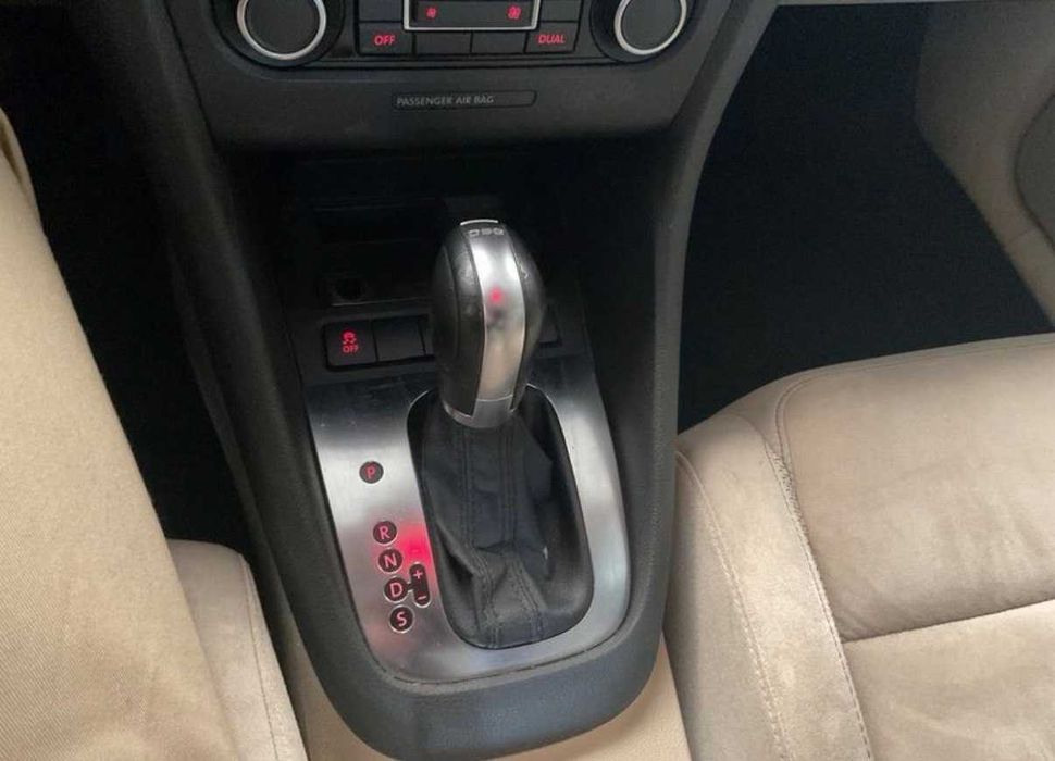 Manson piele schimbator selector DSG pentru VW GOLF 6 generatia 2