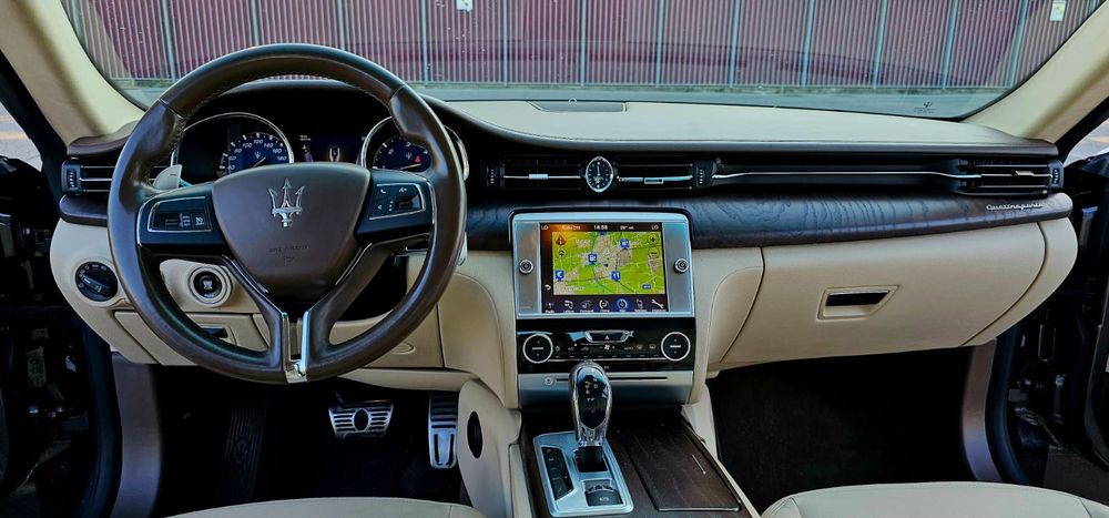 Maserati Quattroporte 3.0 diesel 275 cai