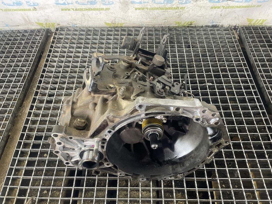 Cutie viteze manual 5 trepte 4x4 C401G209 1.4 d 1NDTV Toyota Urban Cr