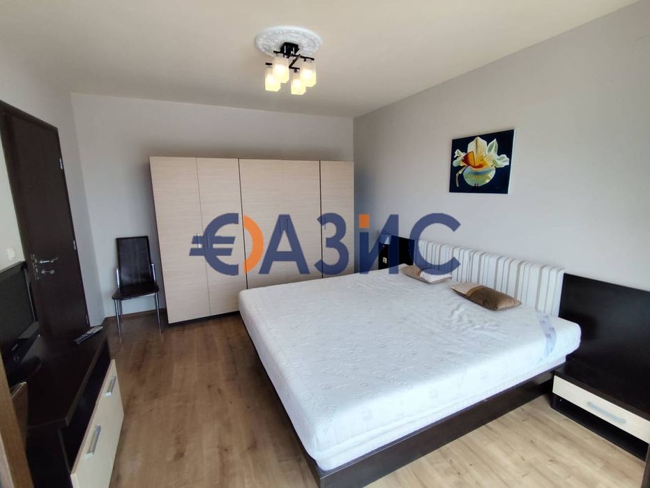 Продава се Двустаен апартамент в к.к. Слънчев бряг - 70 кв.м за 1099 €/кв.м - Снимка #8