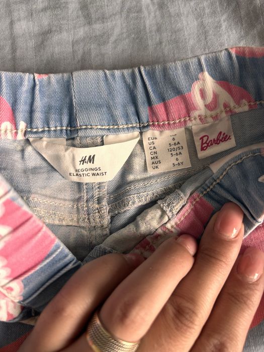 Pantaloni fetite Barbie H&M 5-6 ani