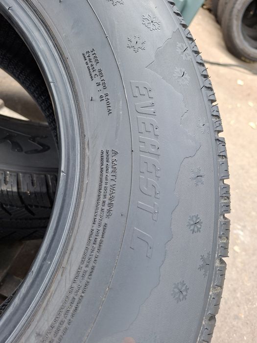 2бр. 225/75/16C Syron Everest
