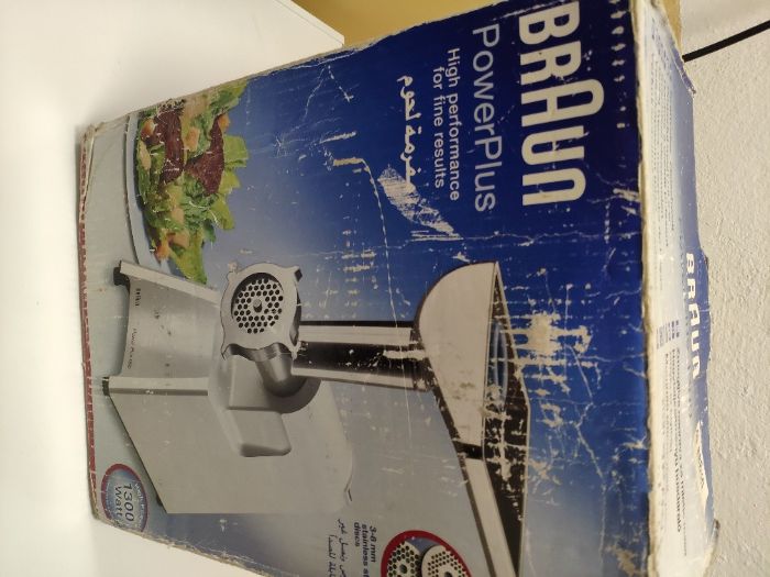 Месомелачка G1300 Power Plus 1300W BRAUN