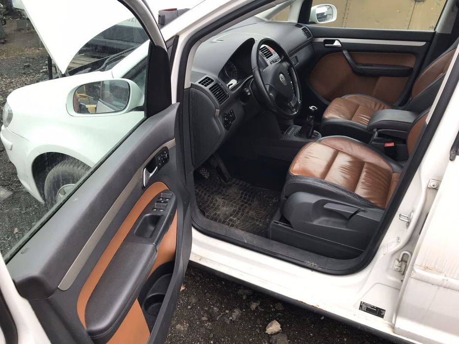 НА ЧАСТИ! VW Touran 2.0 i Ecofuel Facelift 109 кс. Туран Фейслифт BSX