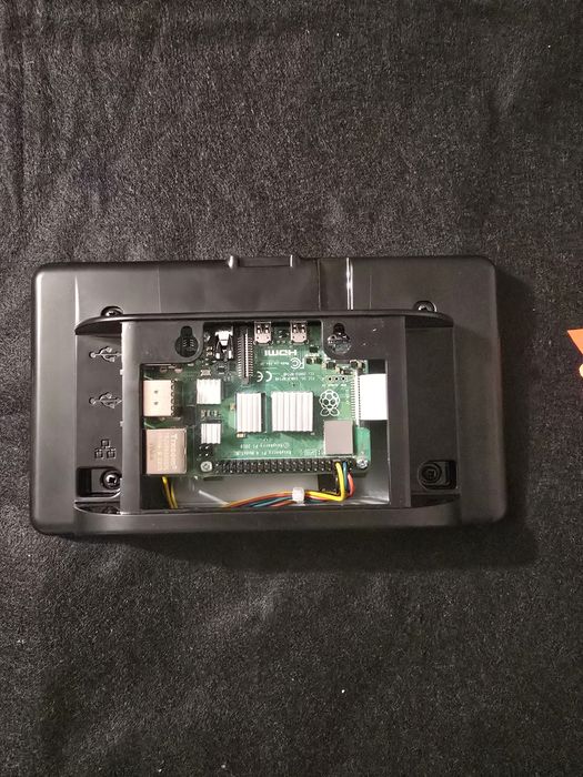 Raspberry pi 4 (4gb) cu display