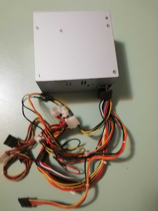 Захранване за компютър fortron 400W
